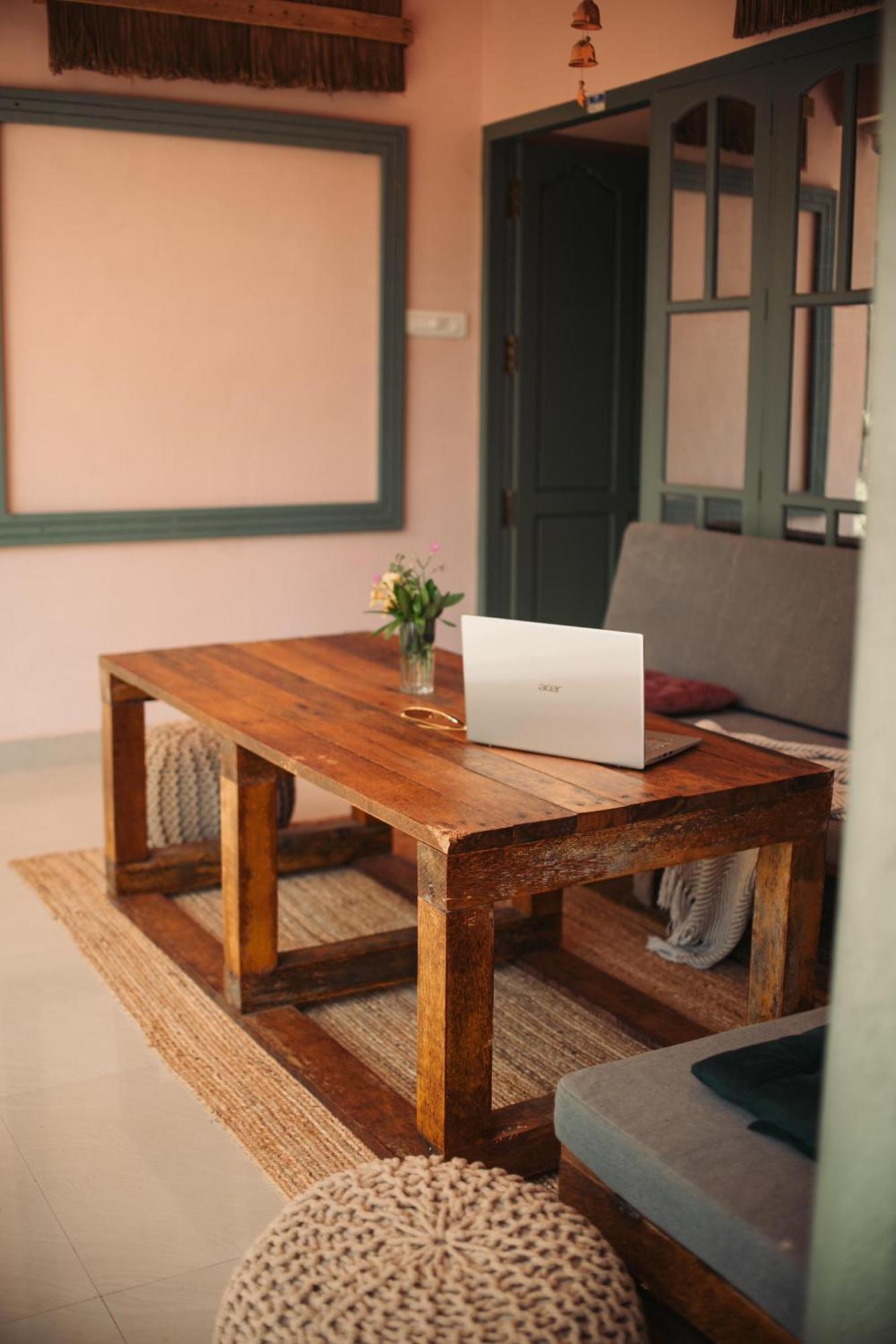 Mellow Ladies Hostel Варкала Экстерьер фото